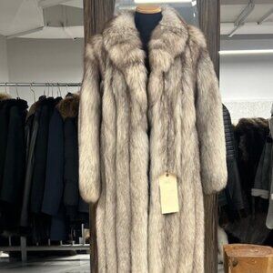 NORWEGIAN FOX - NOW JUST A LOW 1495 - SIZE SMALL